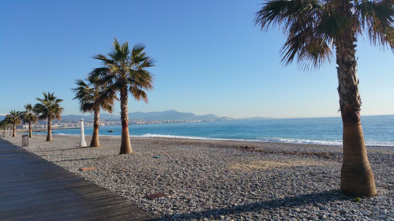 Residence Cap Azur Maison N° 56 Villeneuve-Loubet Εξωτερικό φωτογραφία